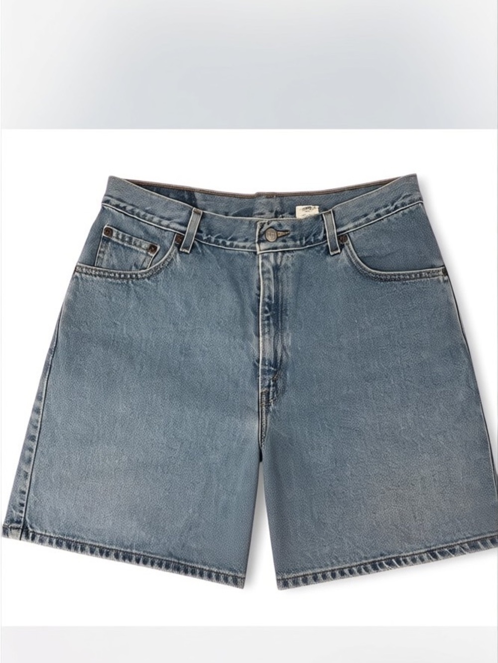 Vintage Levi’s Bermuda Shorts Sz 14 Light Wash 90’s Jorts Y2K Coastal Cowgirl